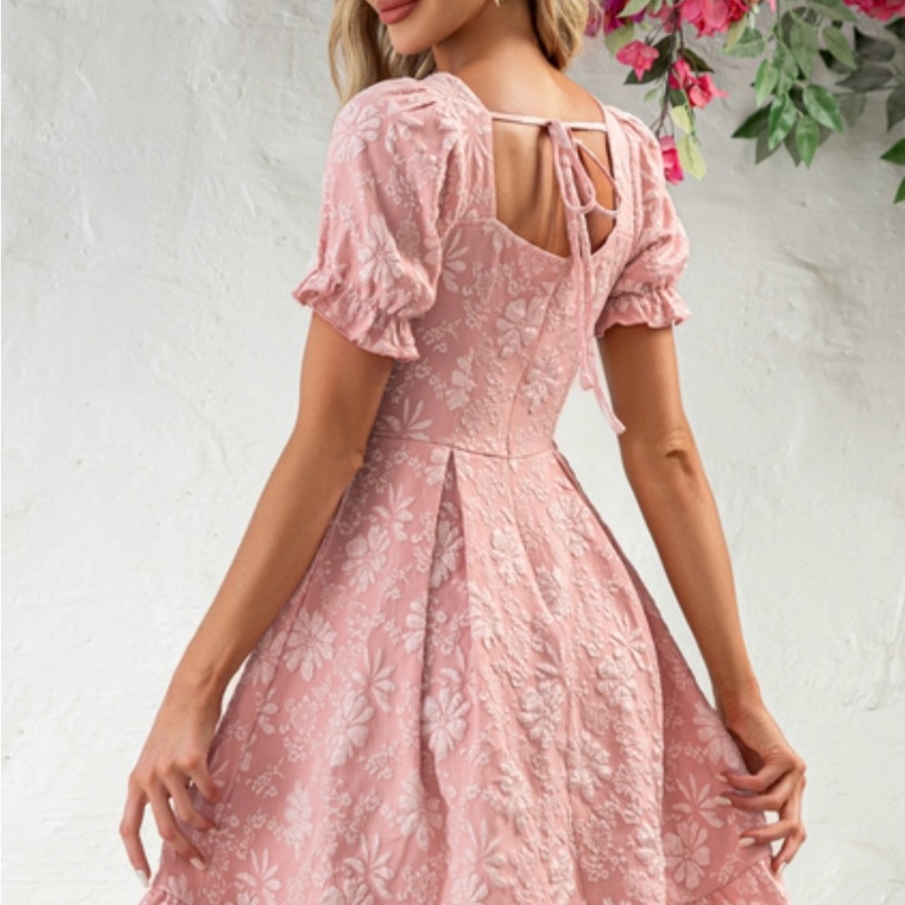 JJ's House Dress SZ L Pink White Embossed Floral Midi Ruffle back Tie Coquette - Picture 2 of 8